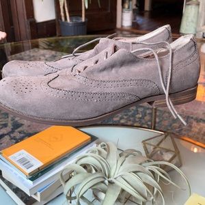 Suede like Oxford shoes